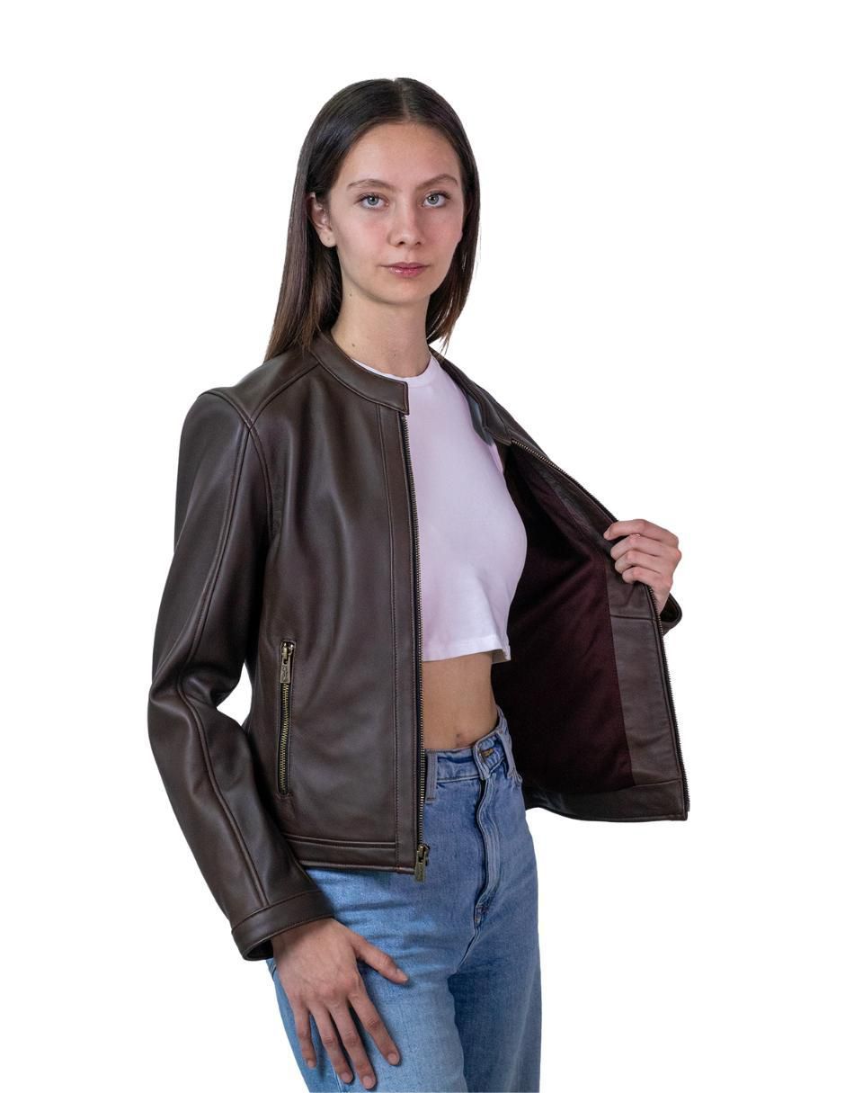 Chamarra de piel para mujer
