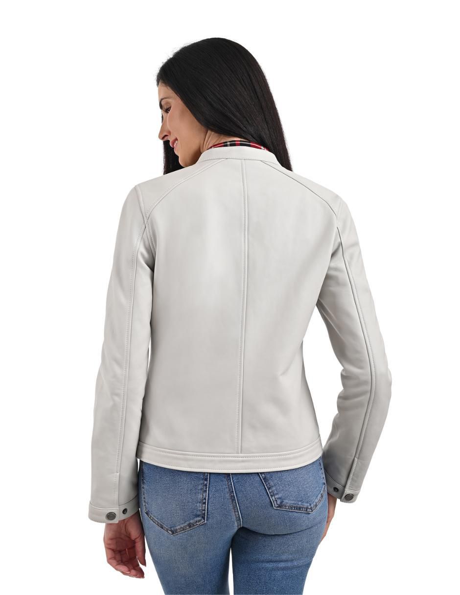 Chamarra de piel para mujer