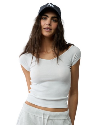 Playera manga corta Tees cuello v mujer