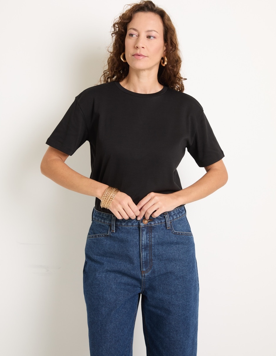 Playera manga corta cuello redondo para mujer