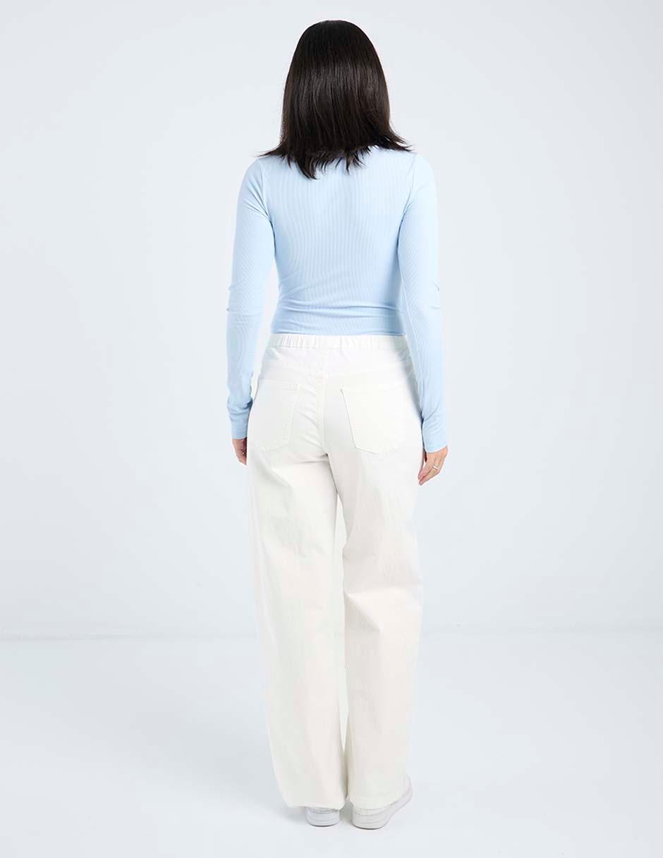 Pantalón straight para mujer 11