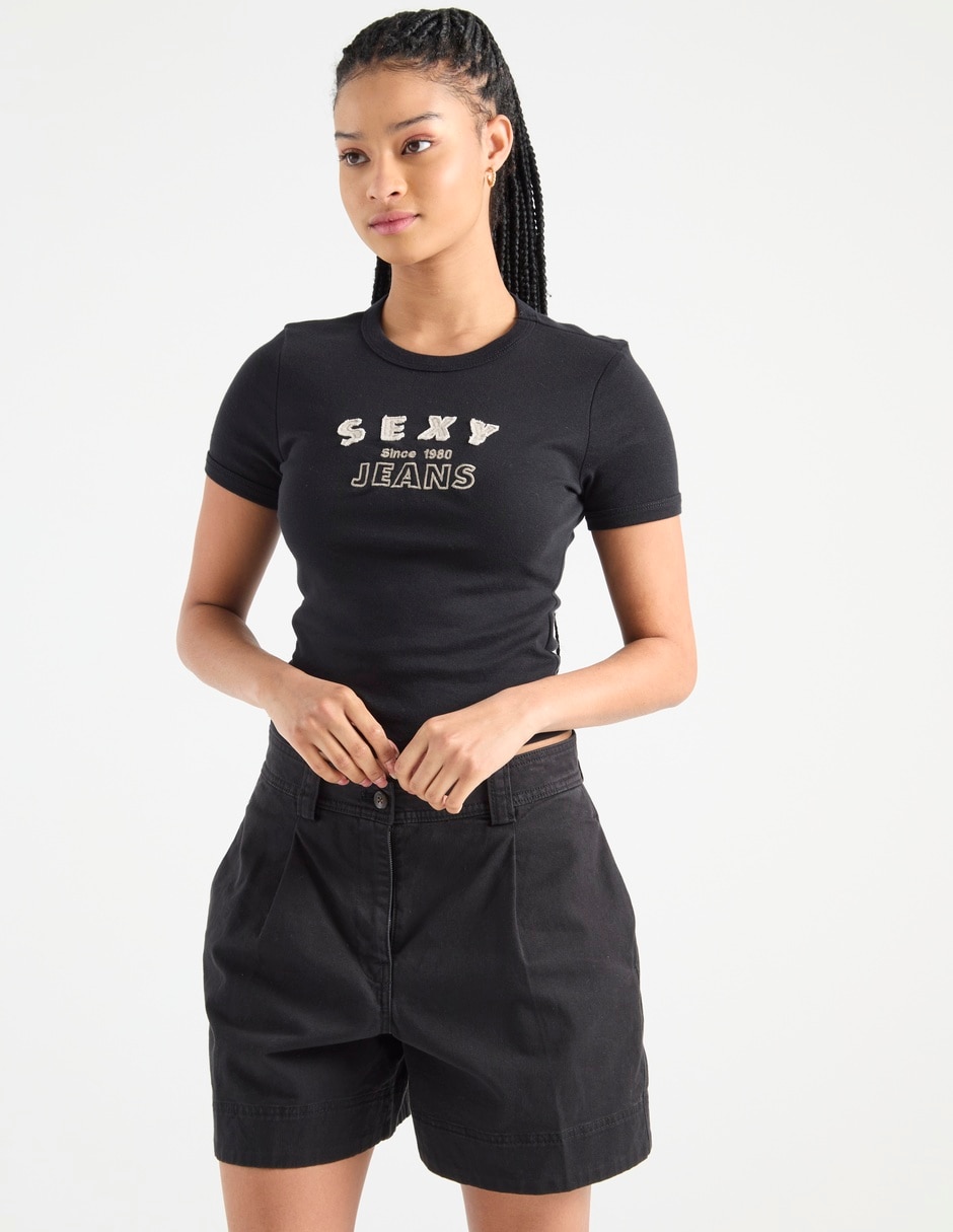 Playera manga corta cuello redondo para mujer