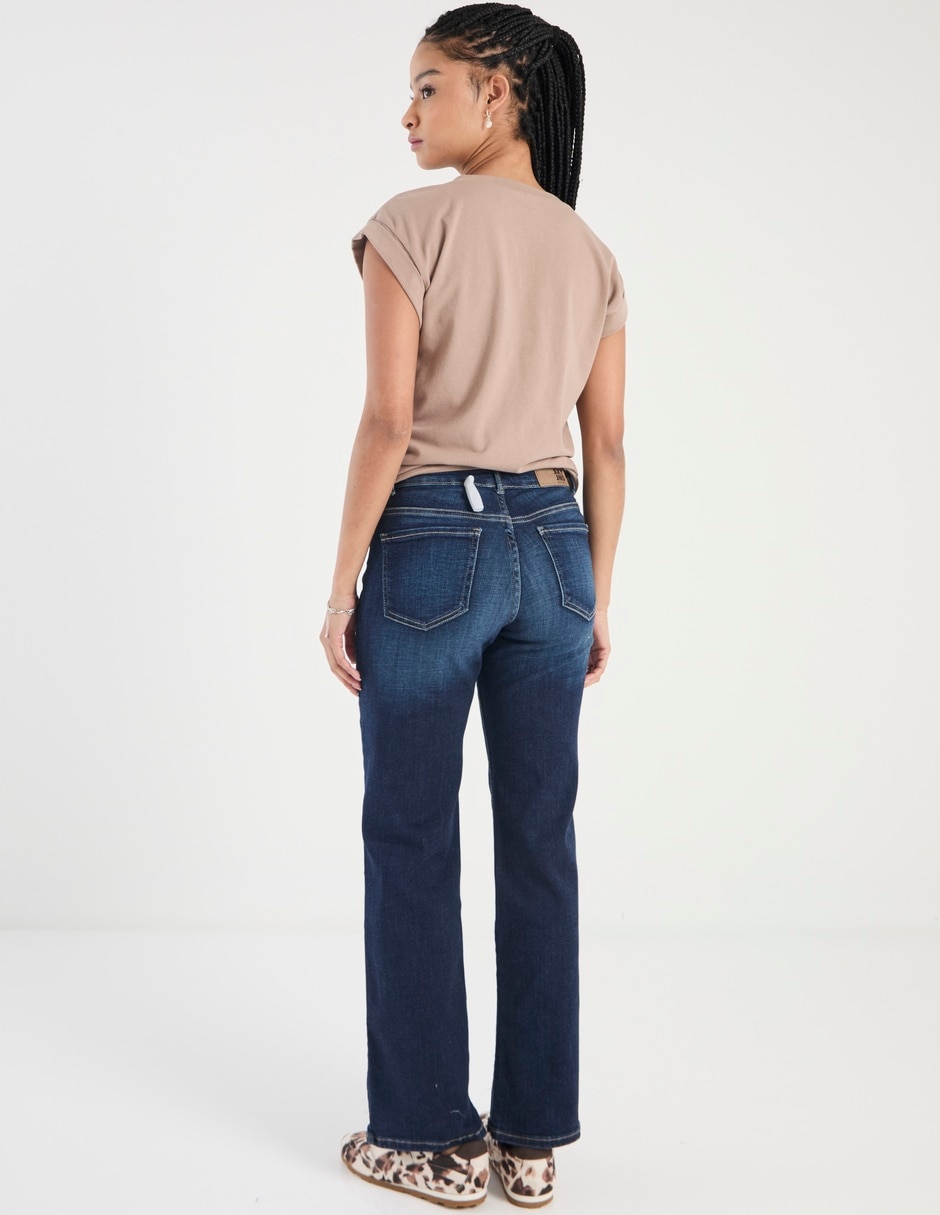 Jeans flare para mujer 4
