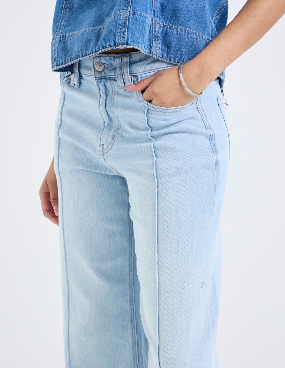 Jeans wide leg American Eagle para mujer