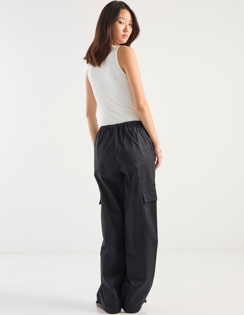 Pantalón cargo wide leg para mujer 4