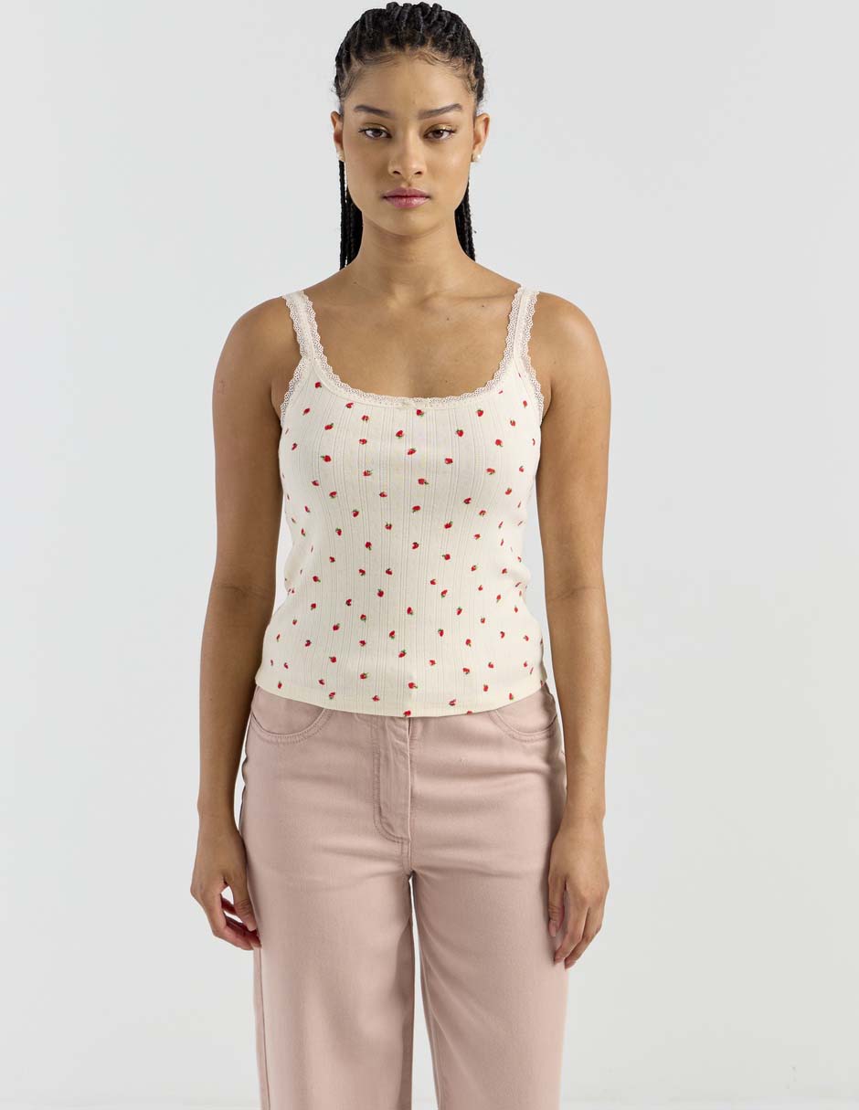 Top cuello redondo escote regular tirante clásico 9