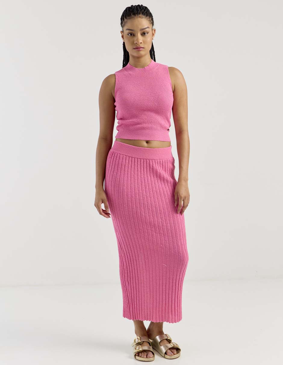Top cuello redondo escote regular
