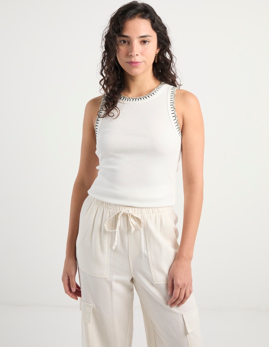 Top cuello redondo tirante ancho Top cuello redondo tirante ancho