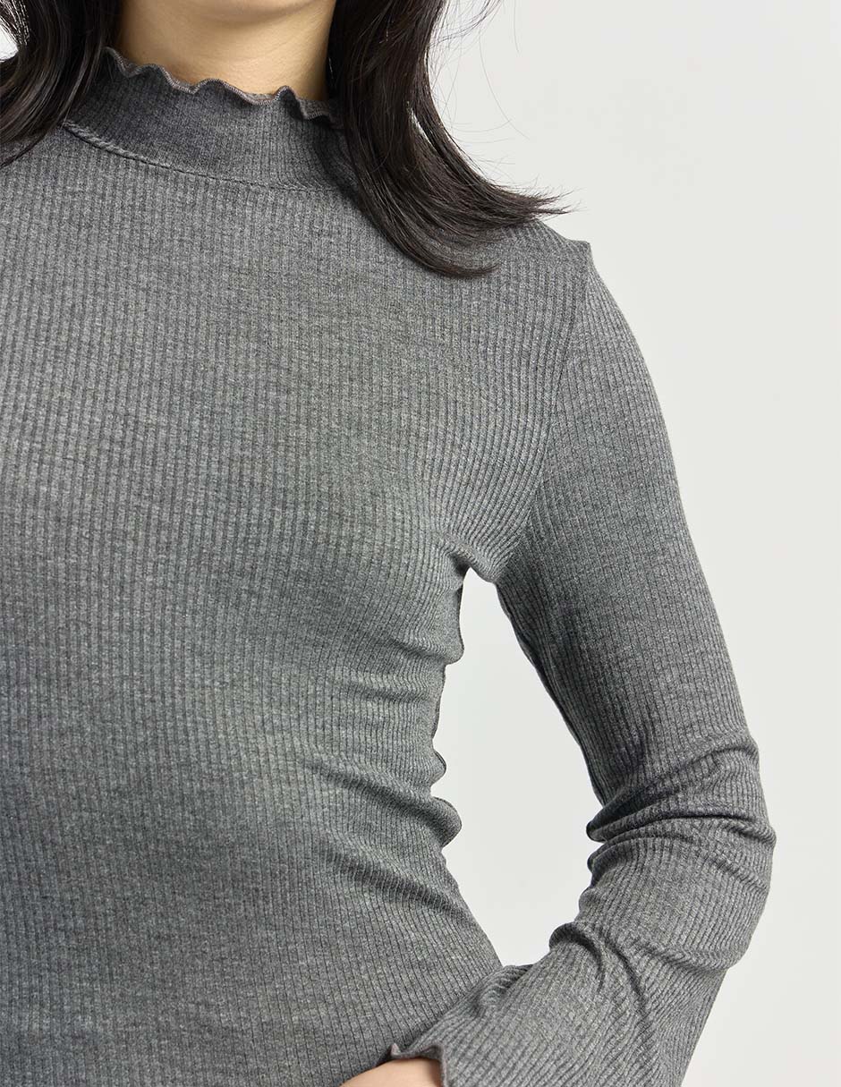 Playera manga larga That's It cuello alto para mujer