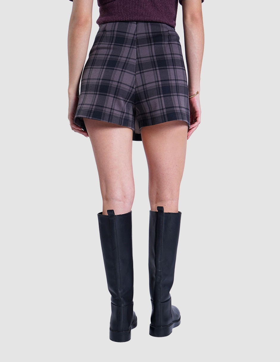 Falda short corta a la cintura 8