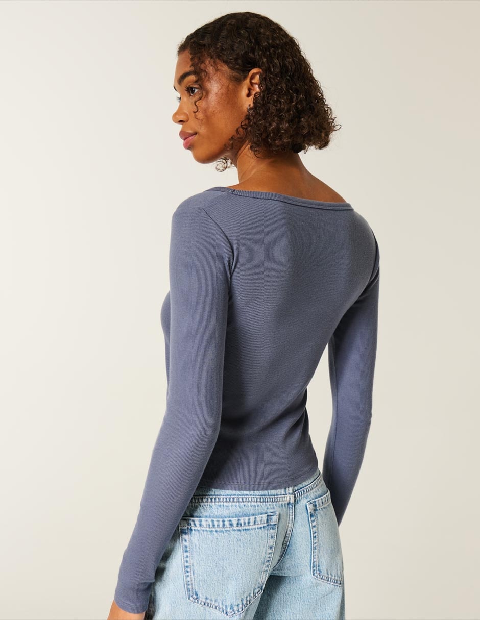 Playera manga larga Hollister cuello redondo para mujer
