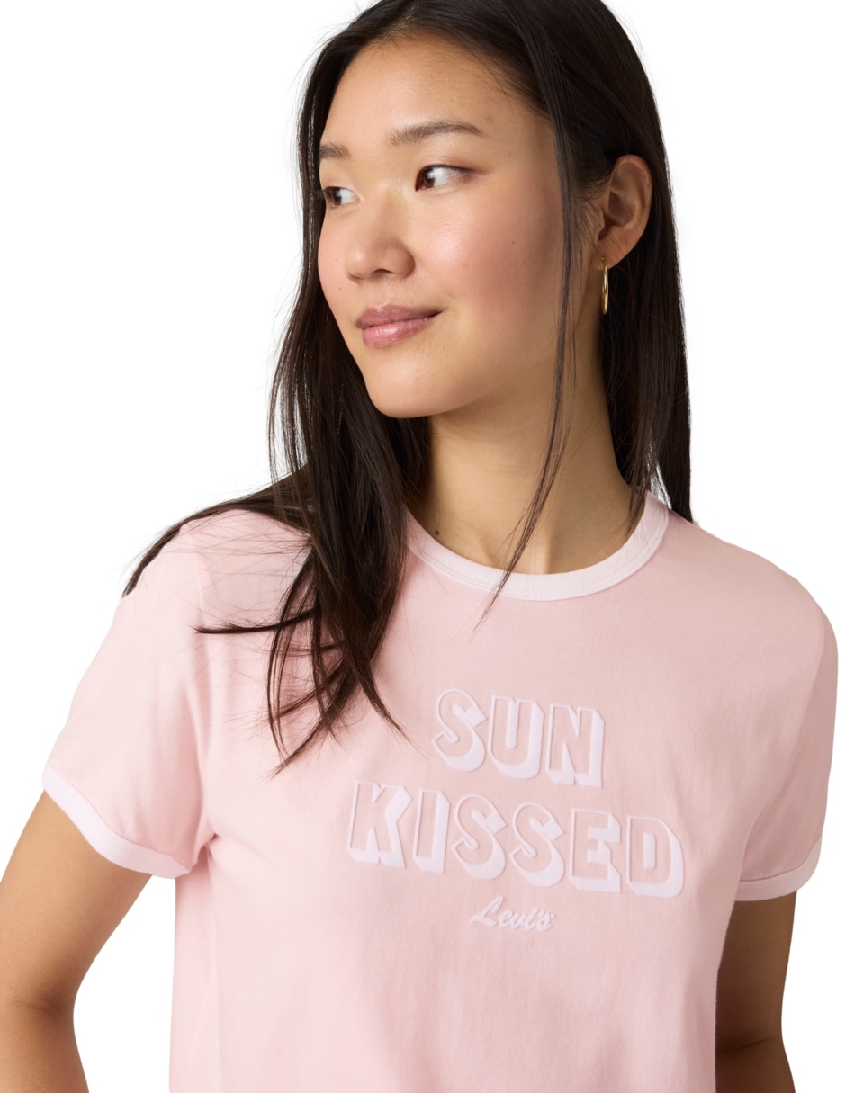 Playera manga corta Levi's cuello redondo para mujer