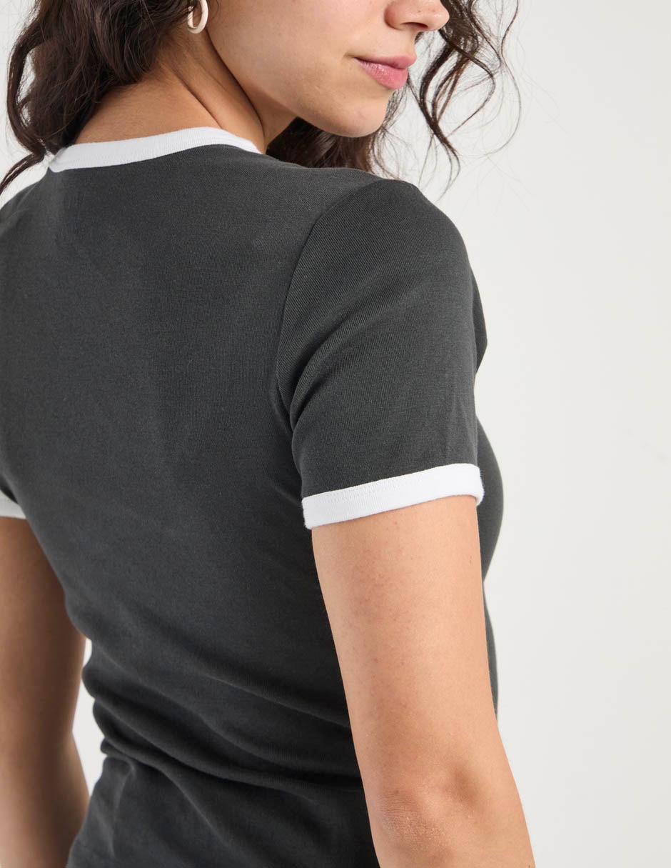Playera manga corta cuello redondo para mujer 5