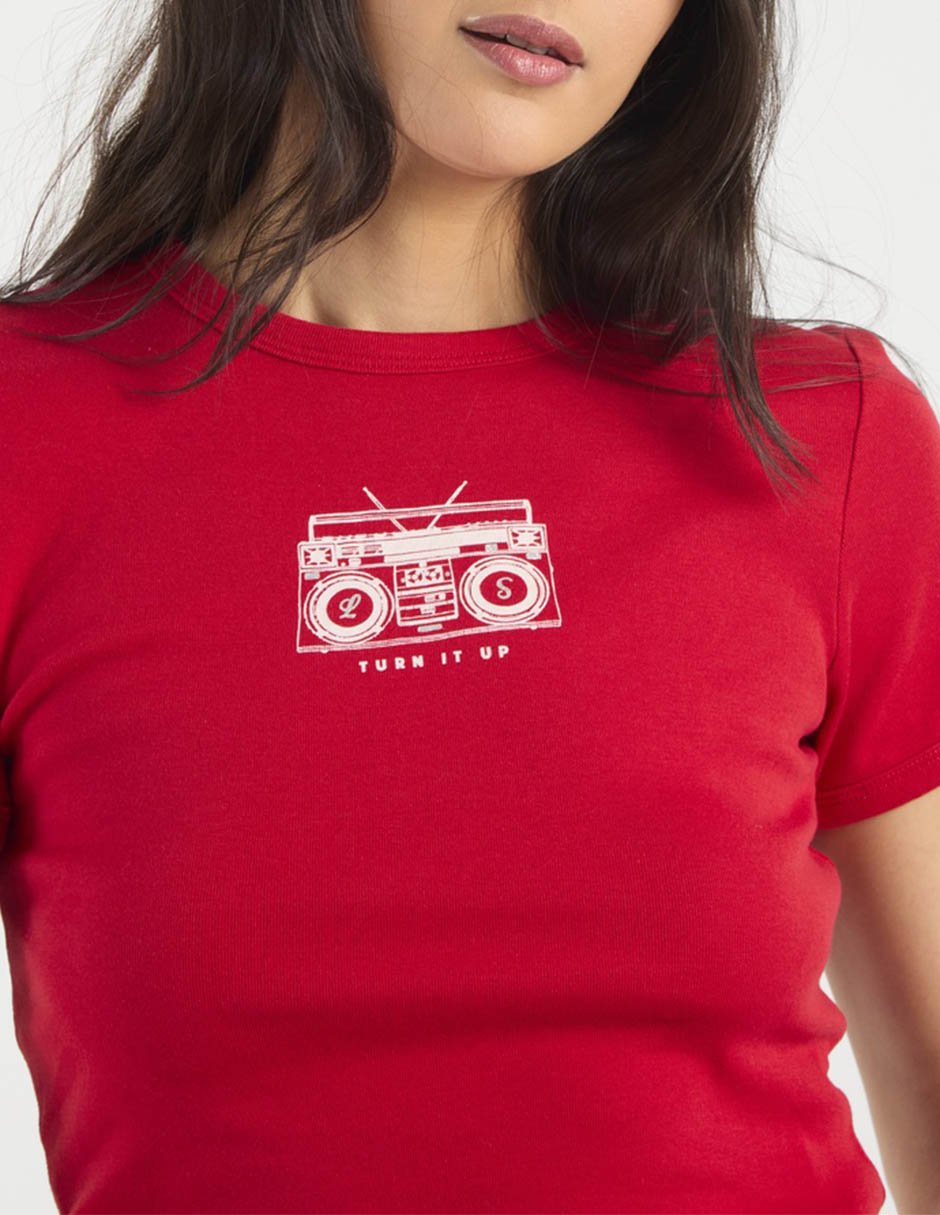 Playera manga corta Levi's cuello redondo para mujer