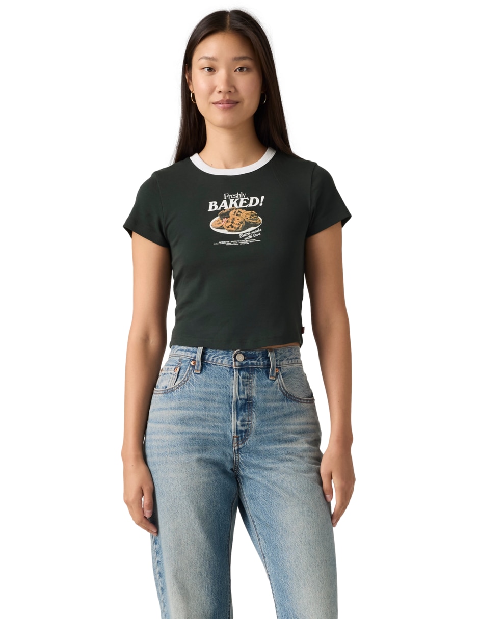 Playera manga corta Levi's cuello redondo para mujer