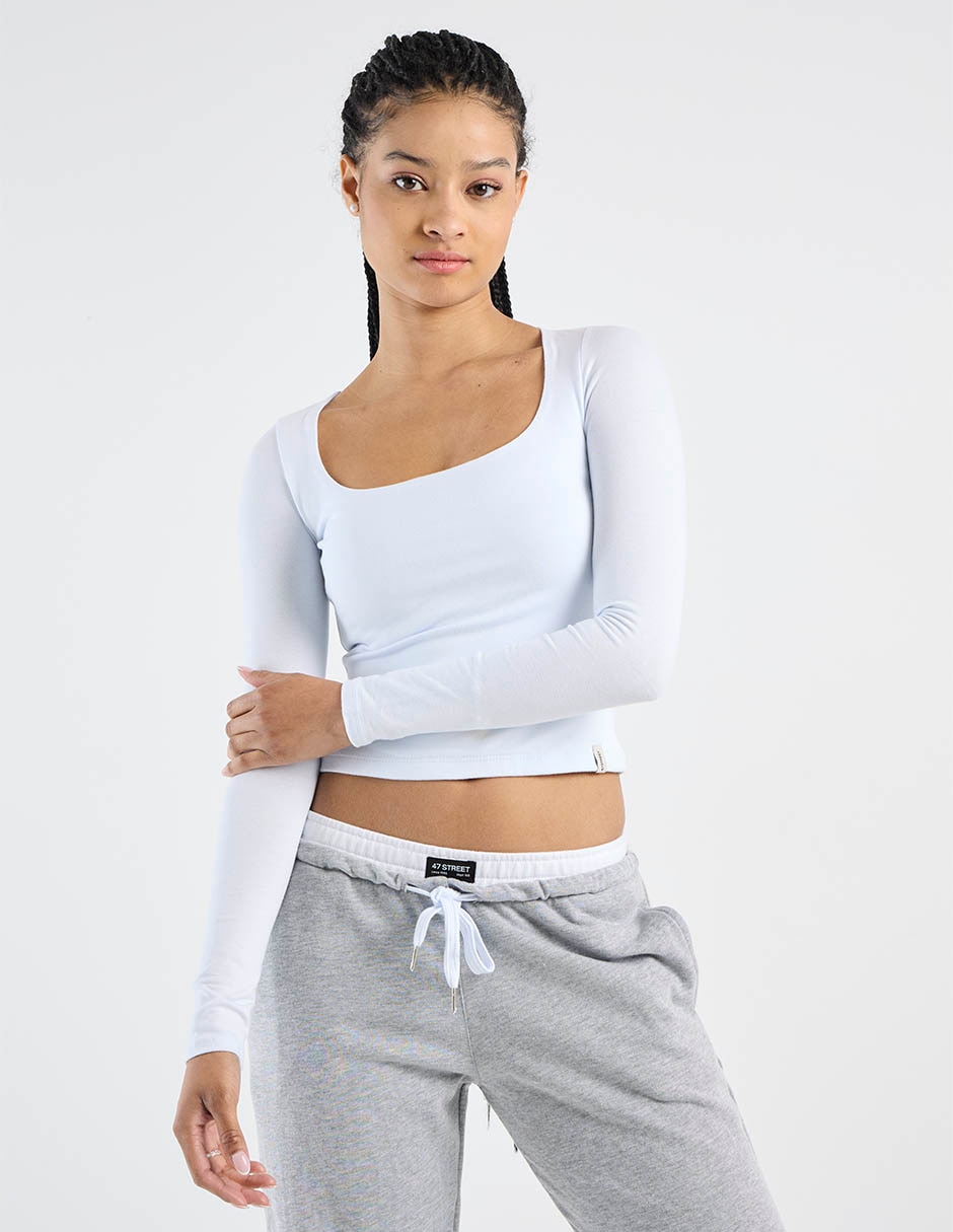 Playera manga larga cuello cuadrado para mujer 1
