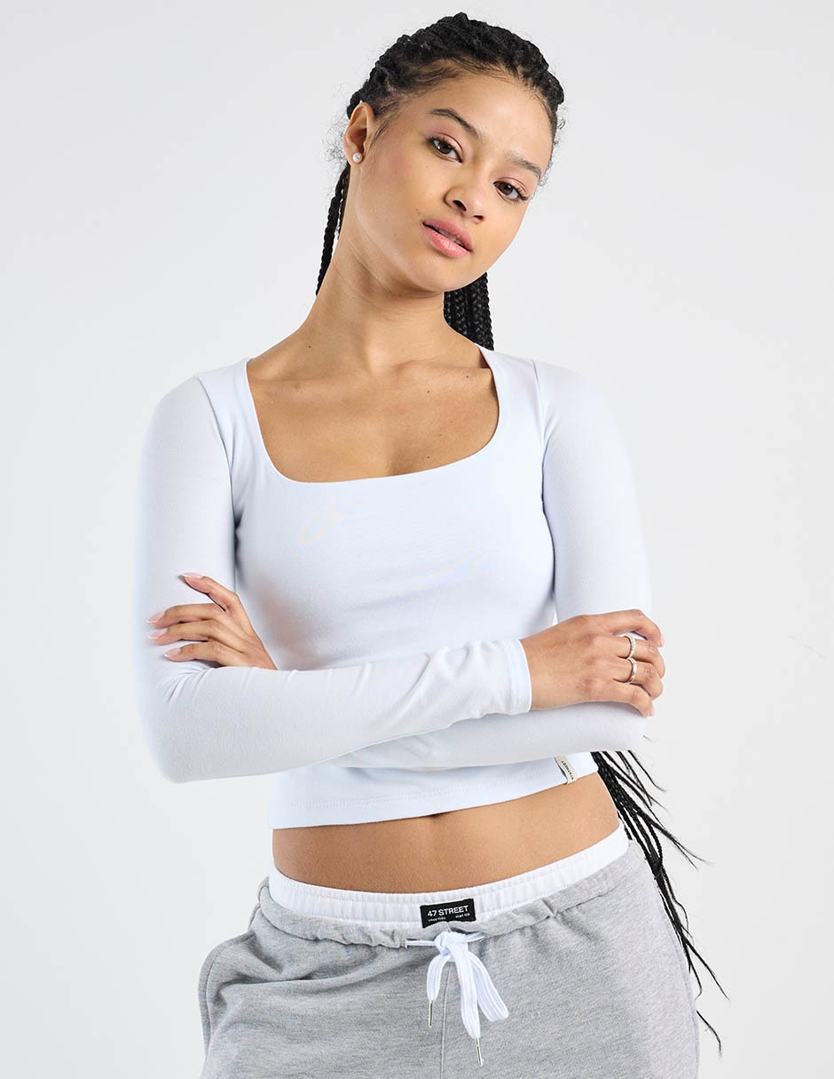 Playera manga larga cuello cuadrado para mujer 2