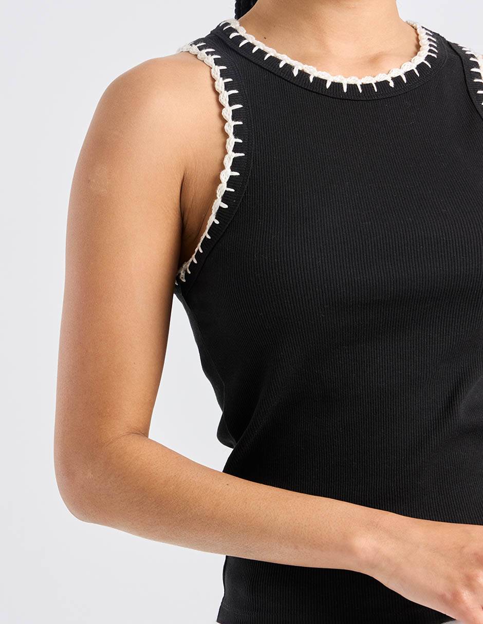 Top cuello redondo tirante ancho 2
