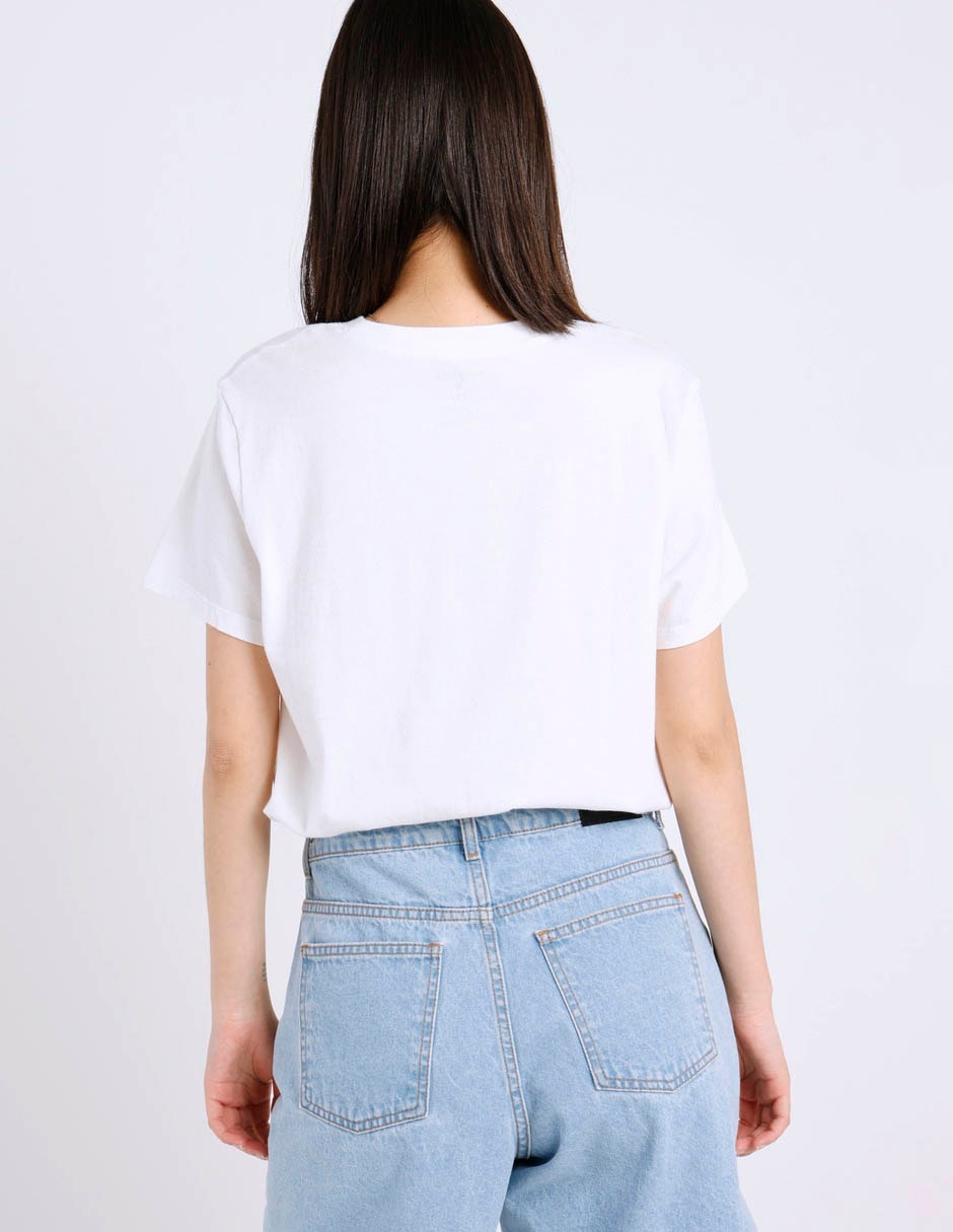 Playera manga corta cuello redondo para mujer 6