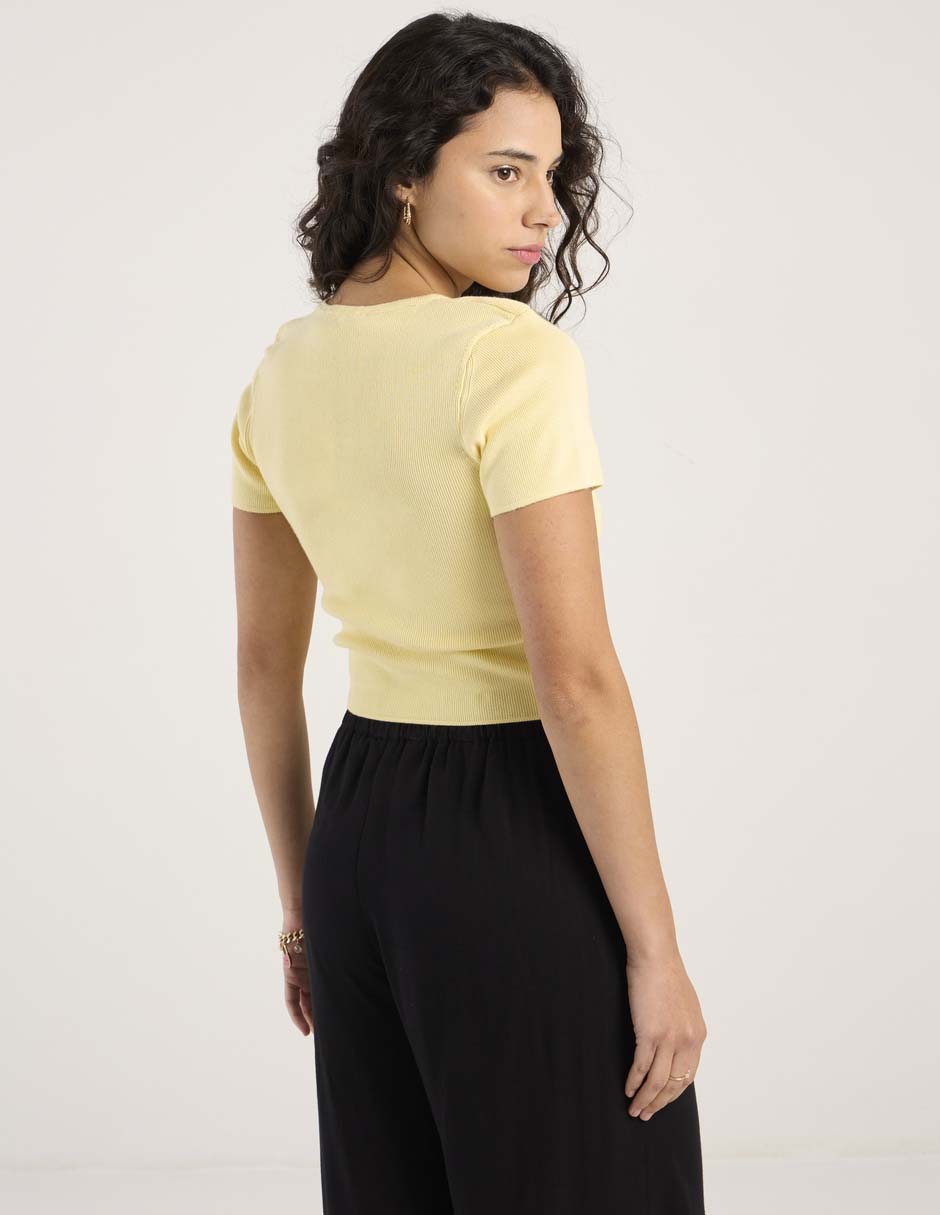 Blusa manga corta para mujer 11