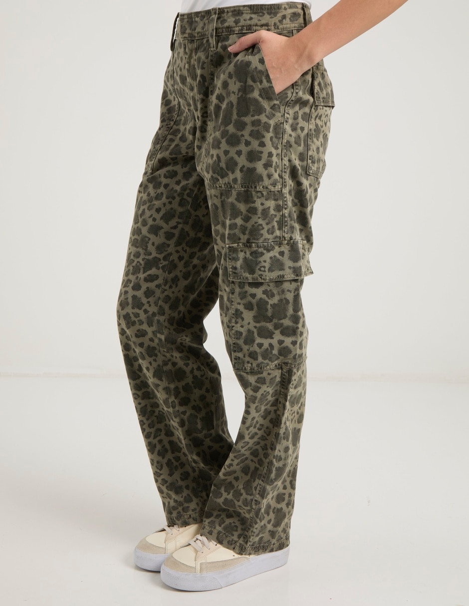 Pantalón cargo straight para mujer