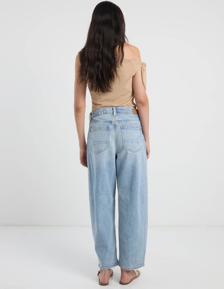 Jeans regular american eagle barrel corte cintura para mujer