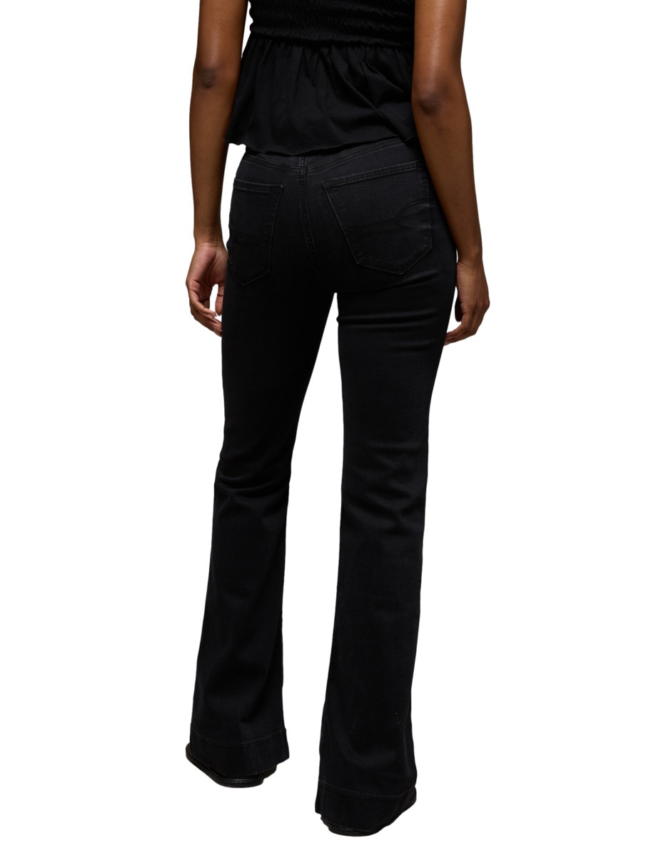 Jeans flare para mujer 4
