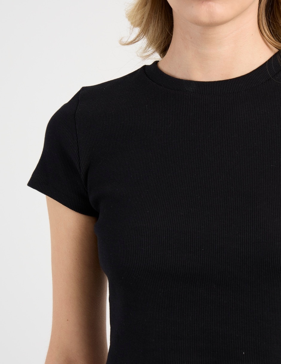 Playera manga corta cuello redondo mujer 3