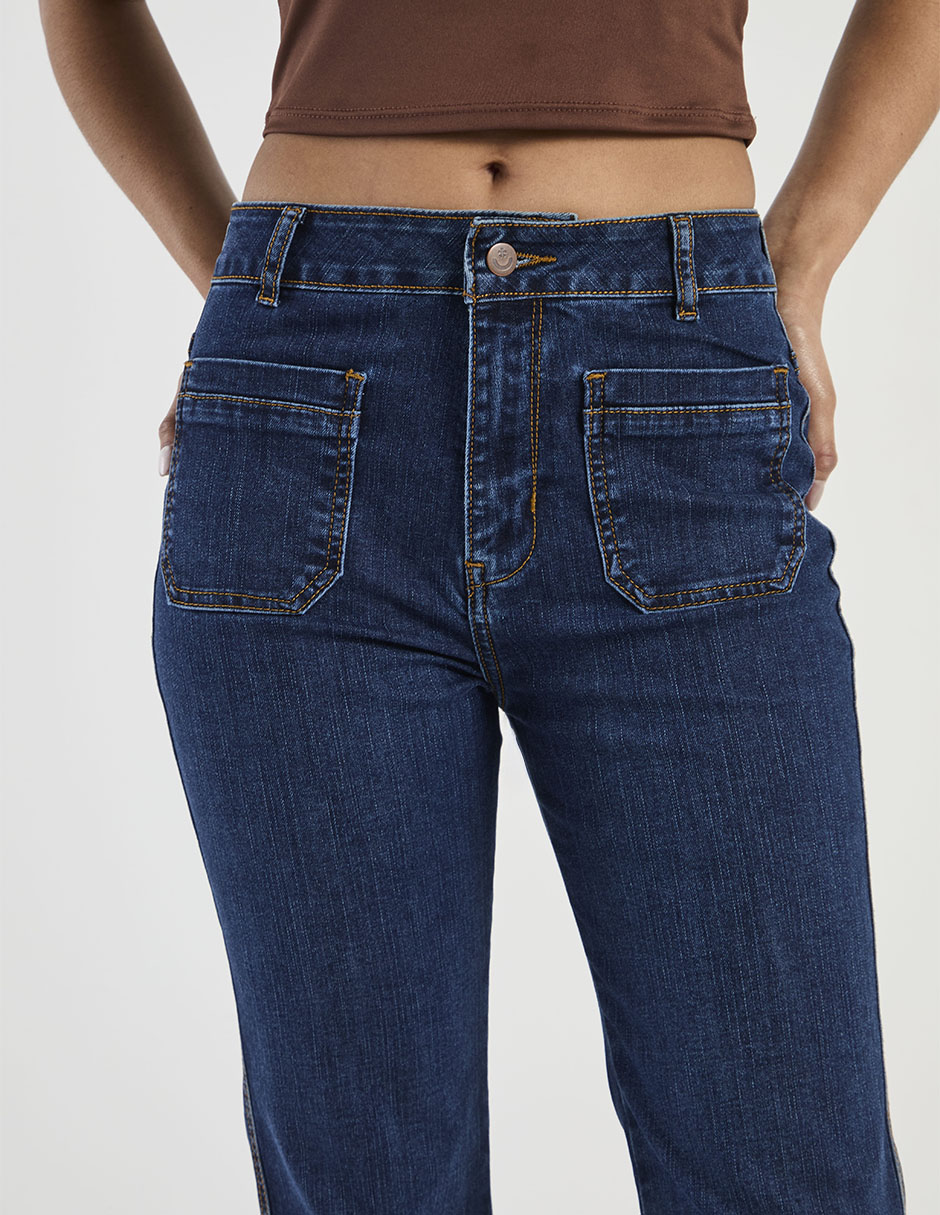Jeans acampanado para mujer 3