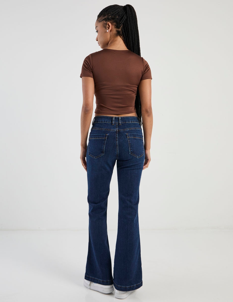 Jeans acampanado para mujer 6