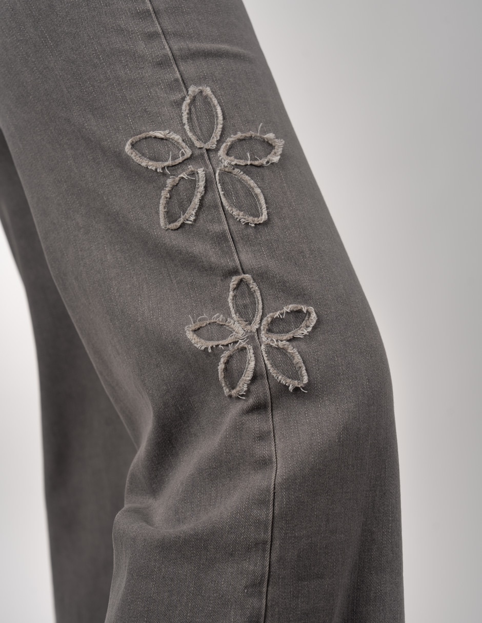 Pantalón regular para mujer 4