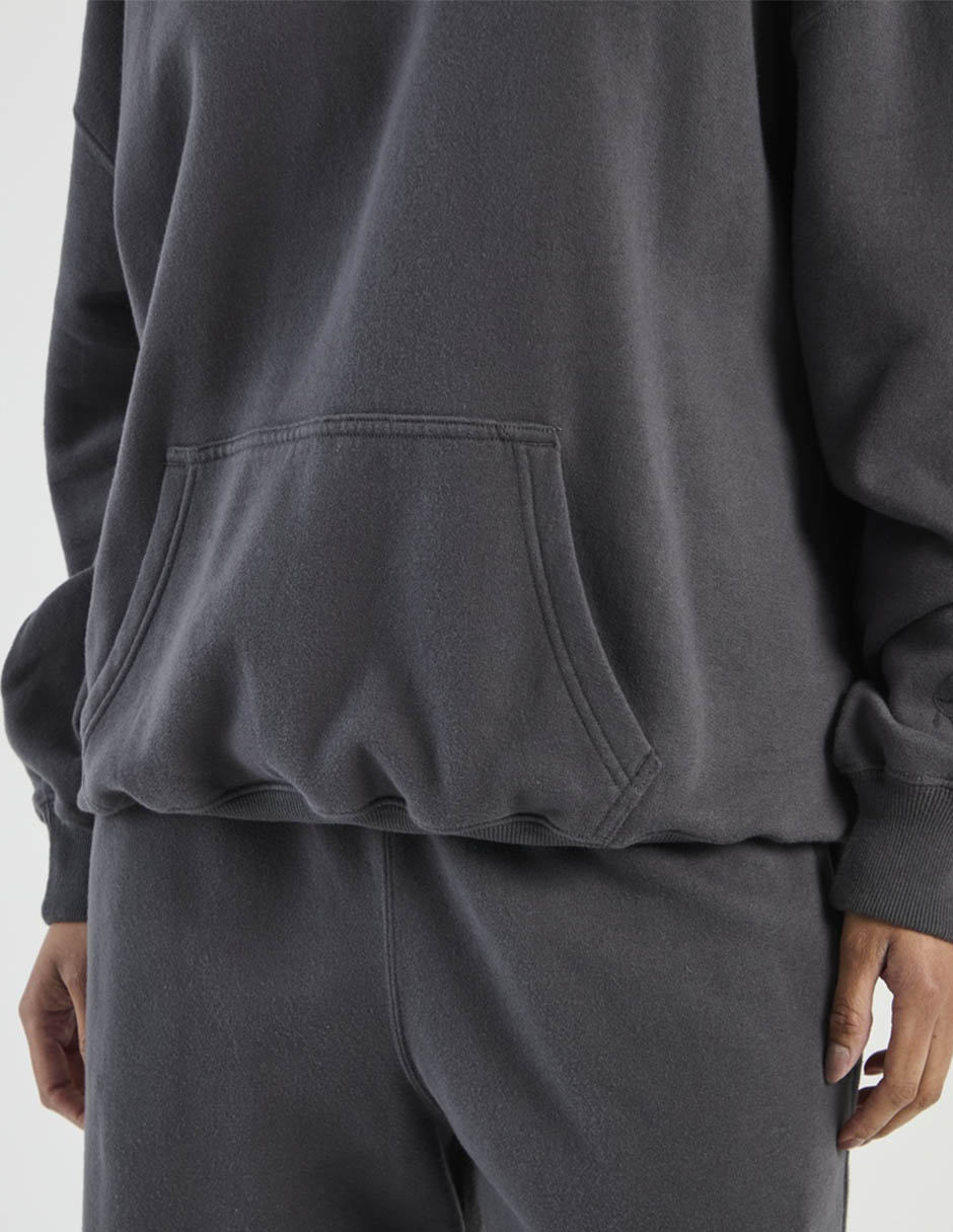 Sudadera con capucha y bolsa para mujer 2