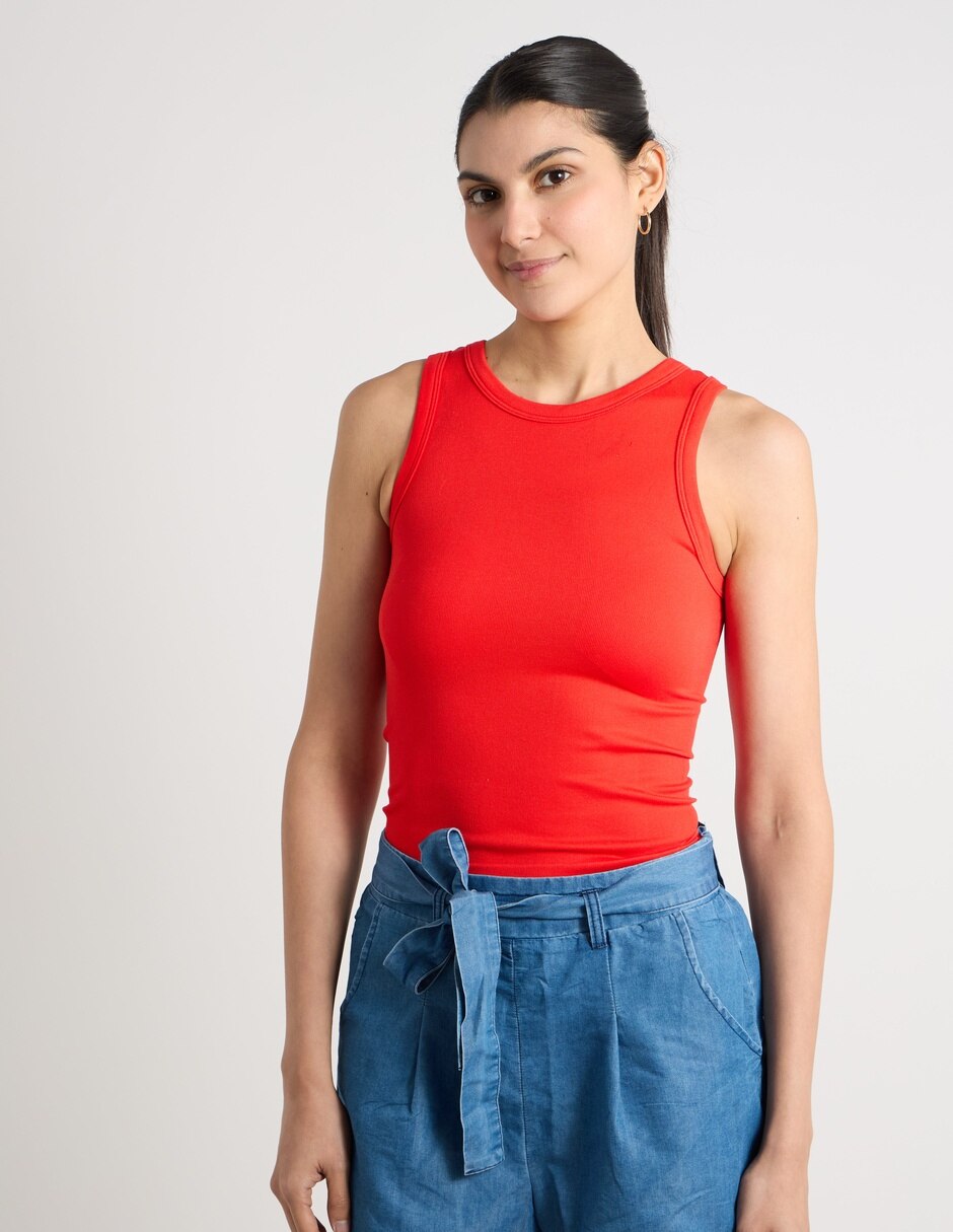 Top cuello redondo tirante ancho