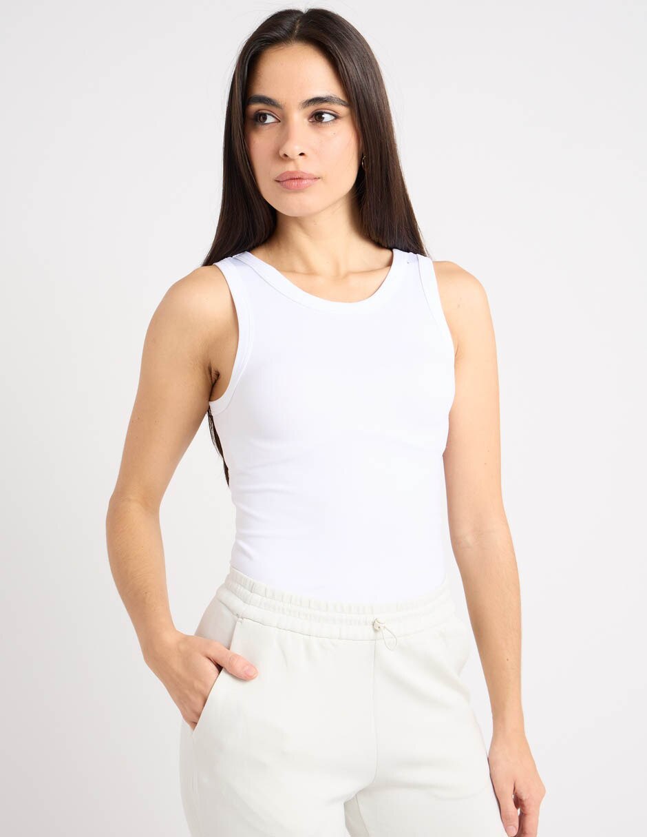 Top cuello redondo tirante ancho