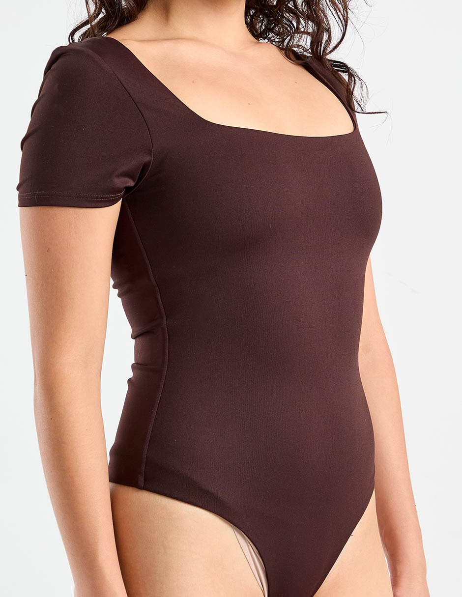 Body escote cuadrado para mujer 5
