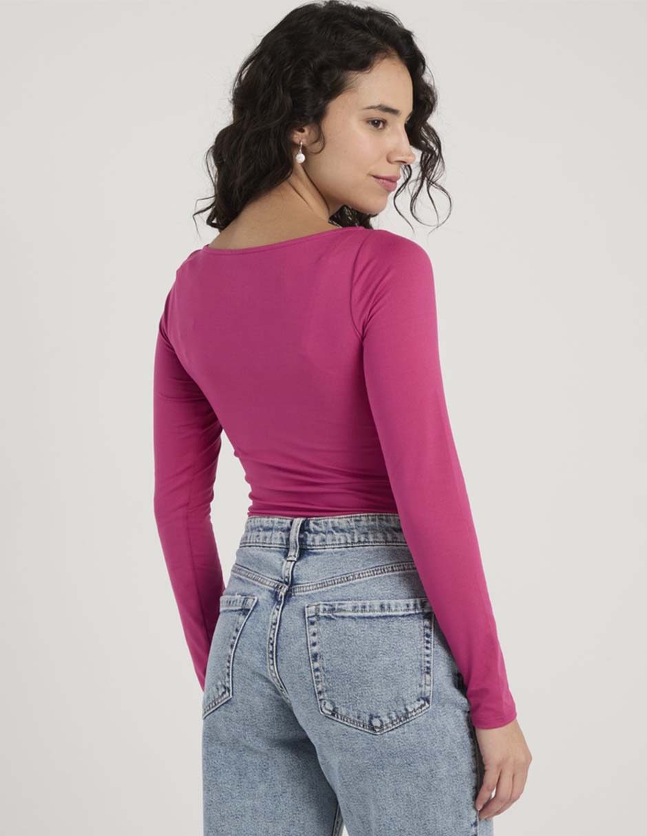 Playera manga larga cuello ojal para mujer 6