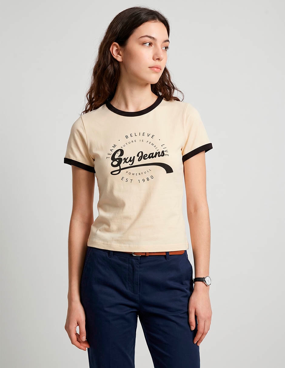 Playera manga corta atemporal cuello redondo para mujer