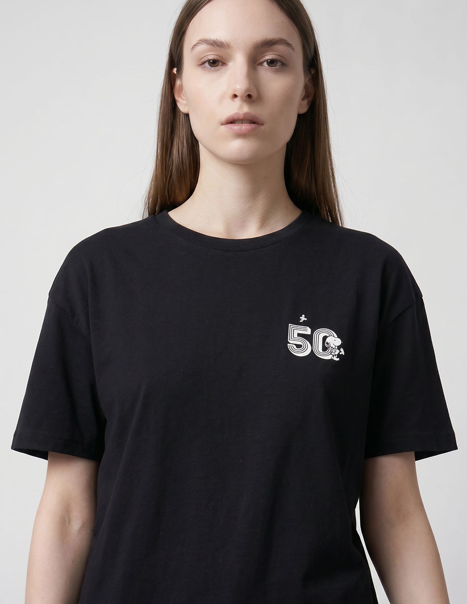 Playera manga corta Tee Bar Snoopy cuello redondo para mujer