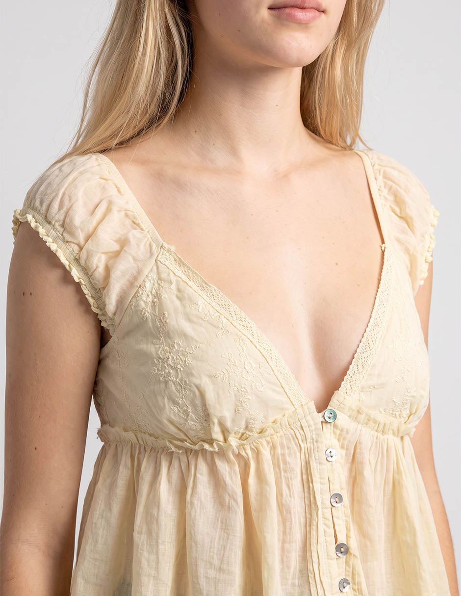 Blusa manga corta para mujer 3