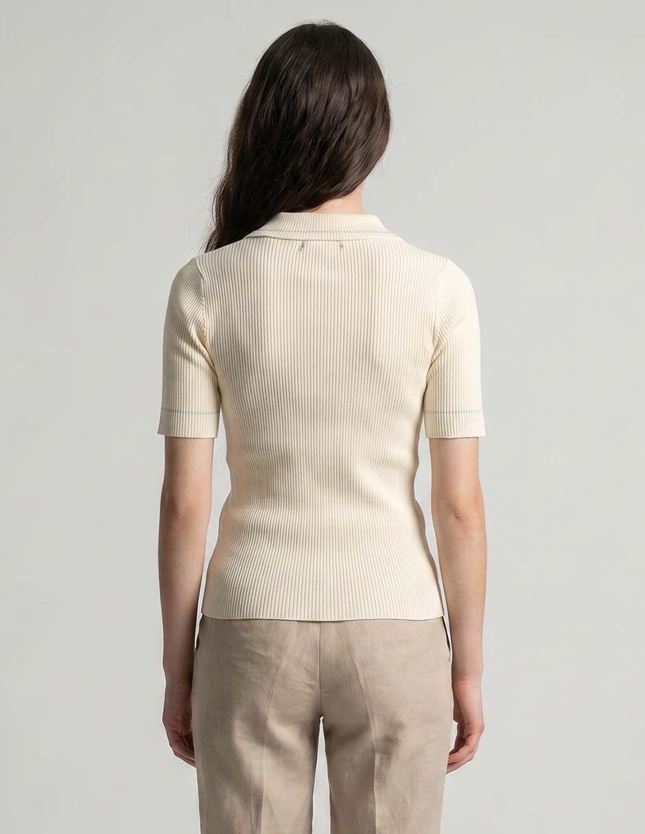 Playera tipo polo para mujer 2