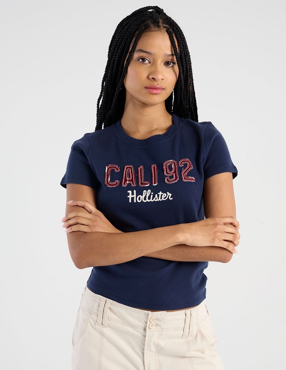 Playera manga corta Hollister cuello redondo para mujer