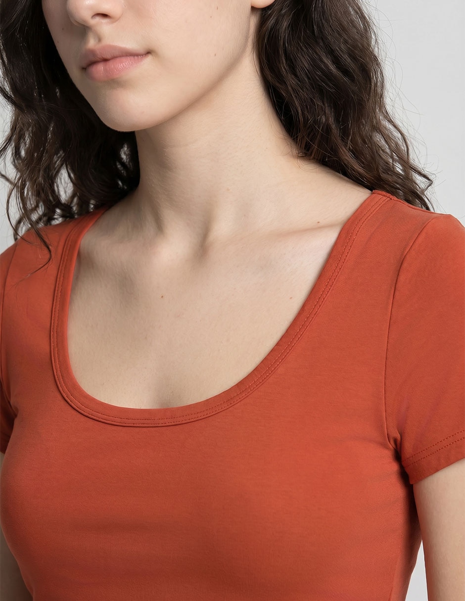 Playera manga corta cuello redondo para mujer 3