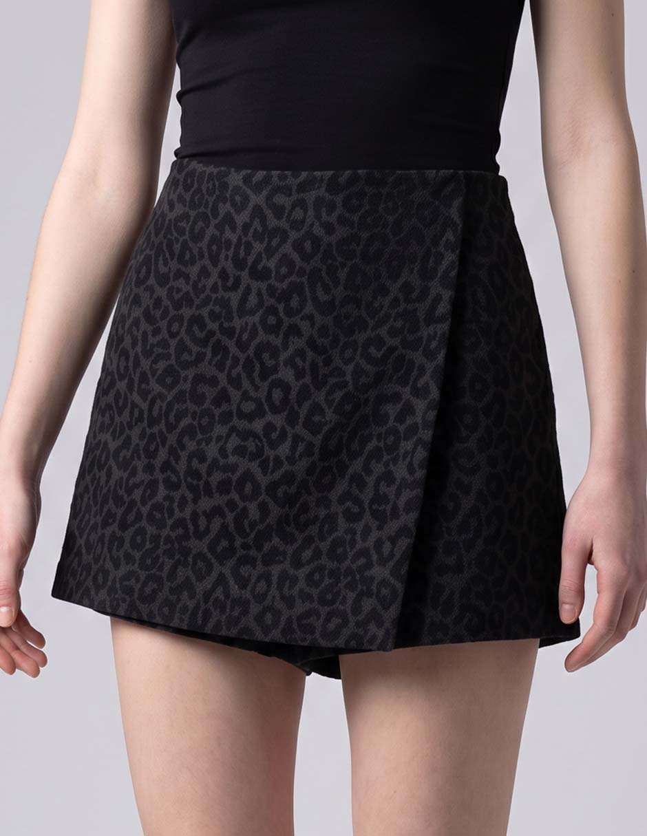 Falda short a la cintura 3