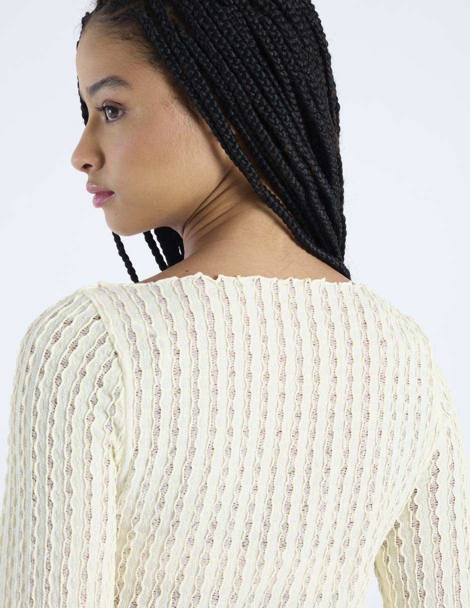 Top only cuello ojal