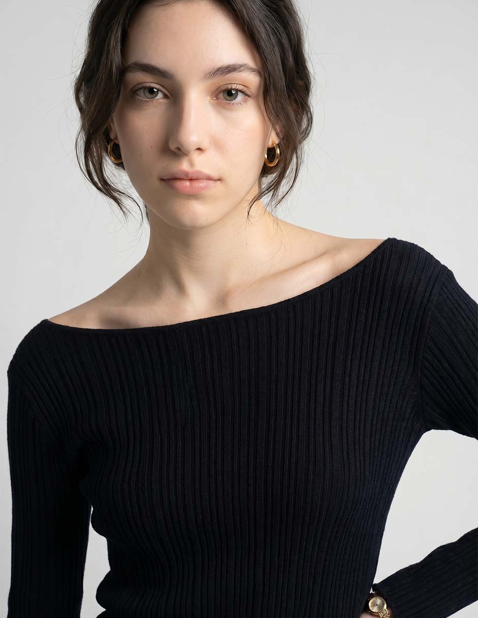 Suéter cuello redondo para mujer 2