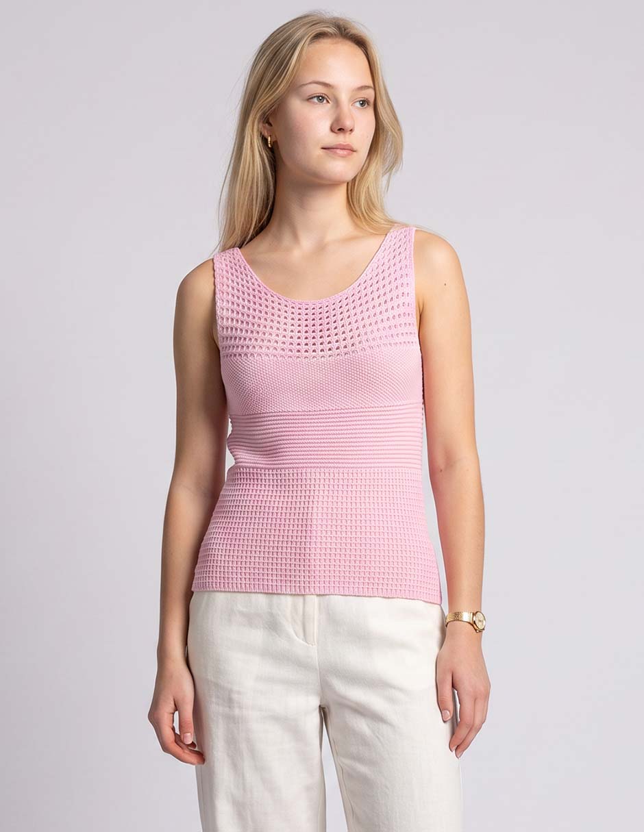 Top Pacsun cuello redondo escote medio tirante ancho