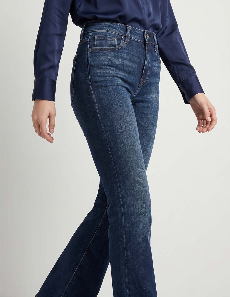 Jeans flare American Eagle para mujer