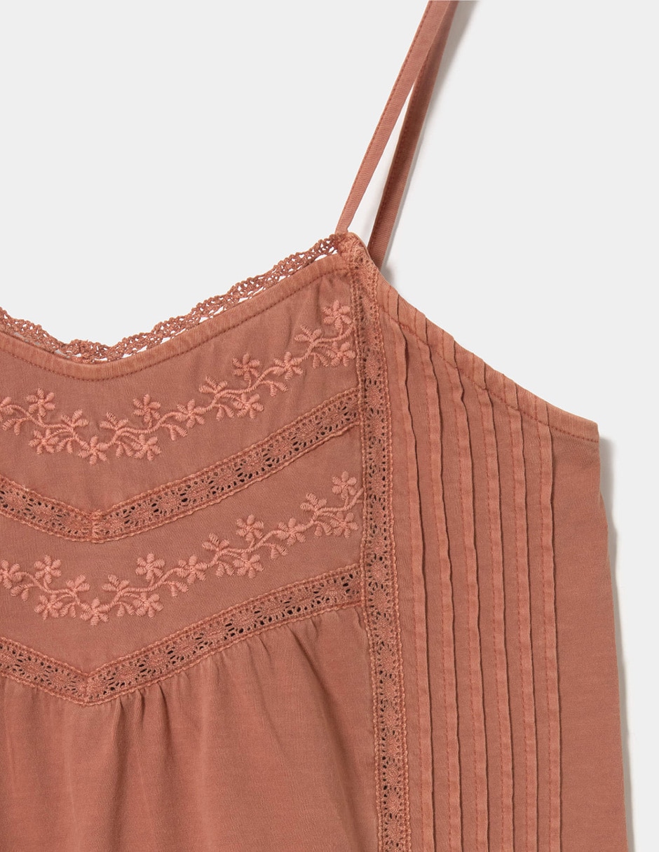 Top cuello cuadrado escote V tirante delgado 2