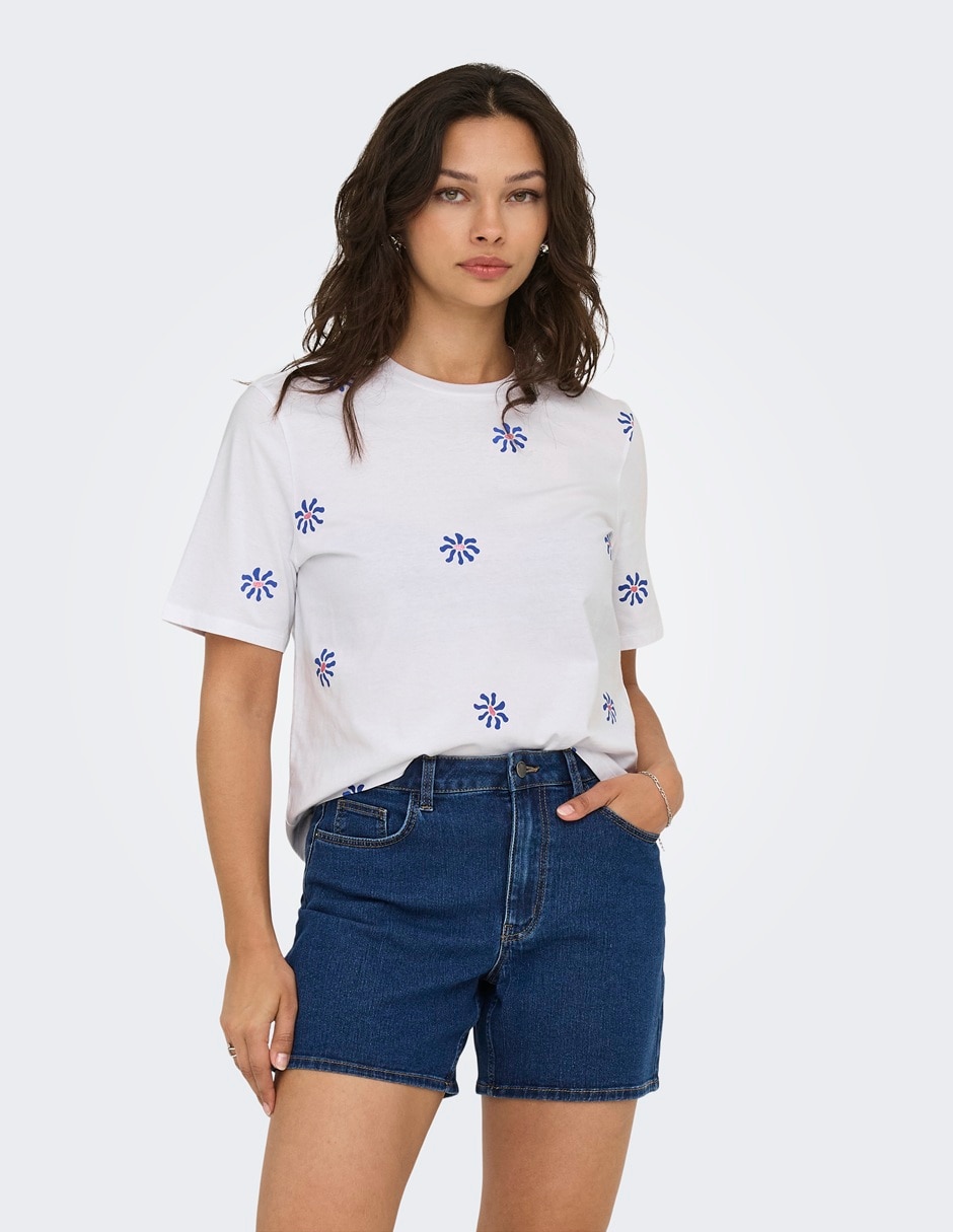 Playera manga corta Only cuello redondo para mujer
