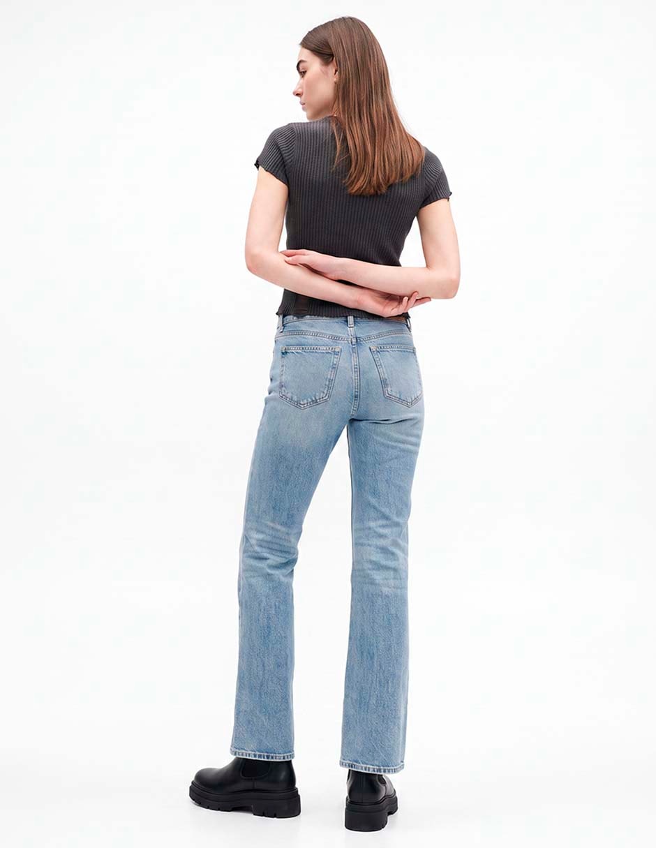 Jeans flare para mujer 4